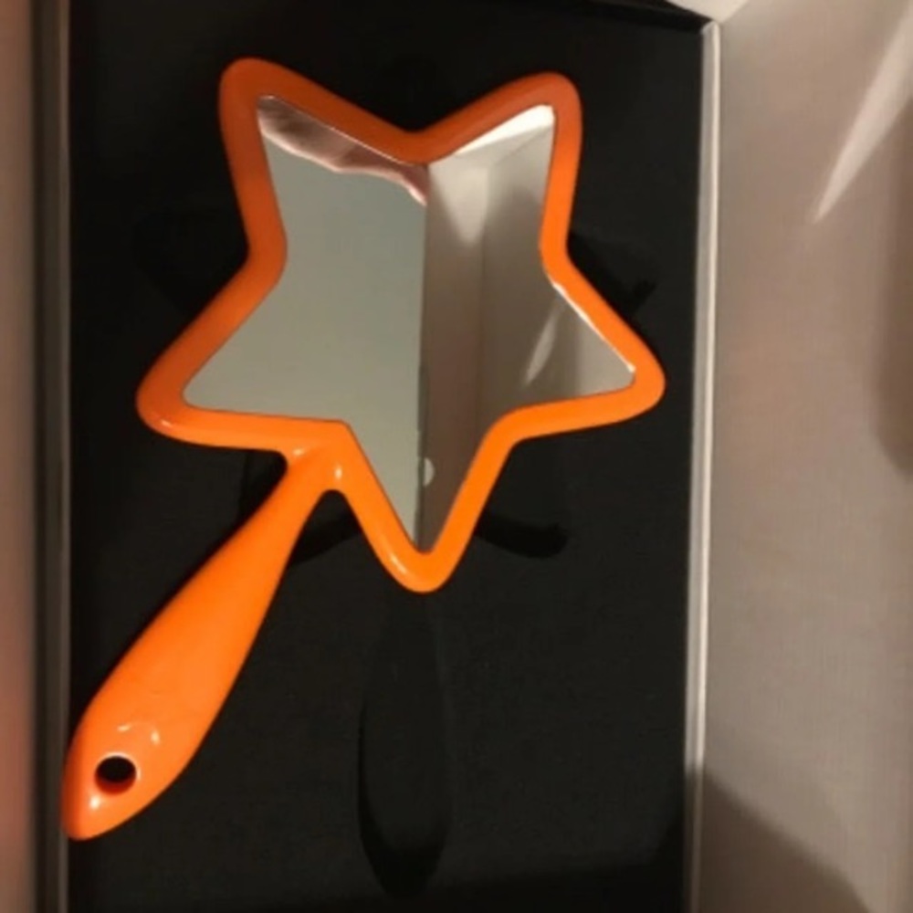 Jeffree Star Halloween mirror